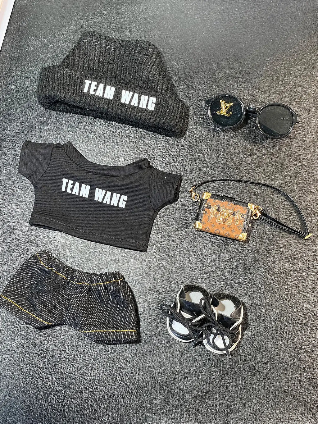 LABUBU Clothes Jackson Wang Black Outift